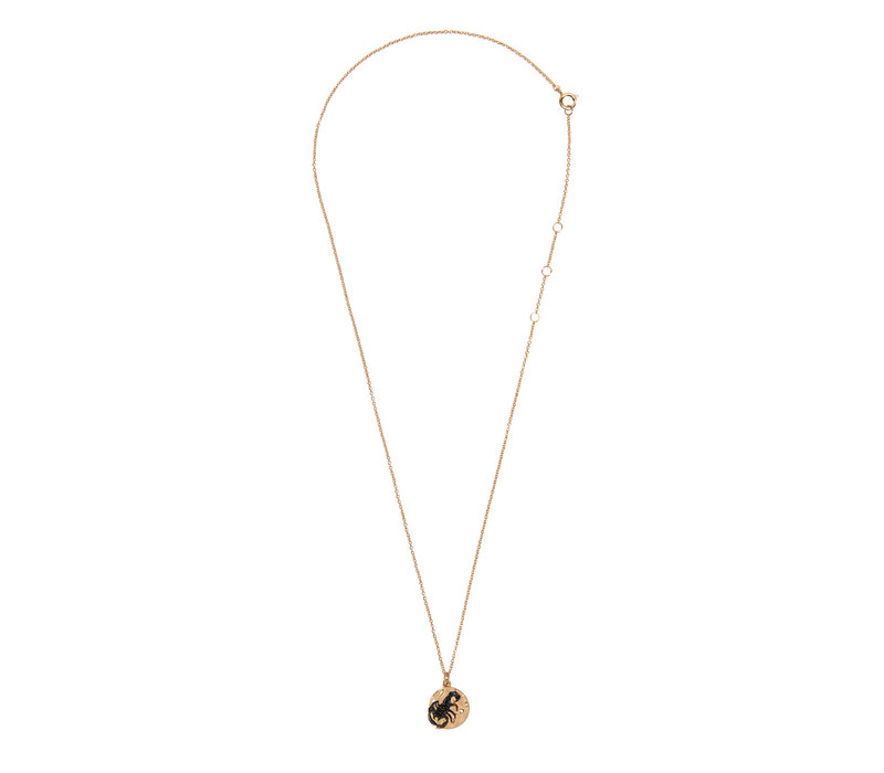 Bold Goldplated Ketting Schorpioen Cirkel Zwart