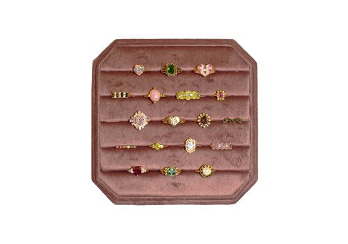 All the Luck in the World Fluweel ring display box rosy brown