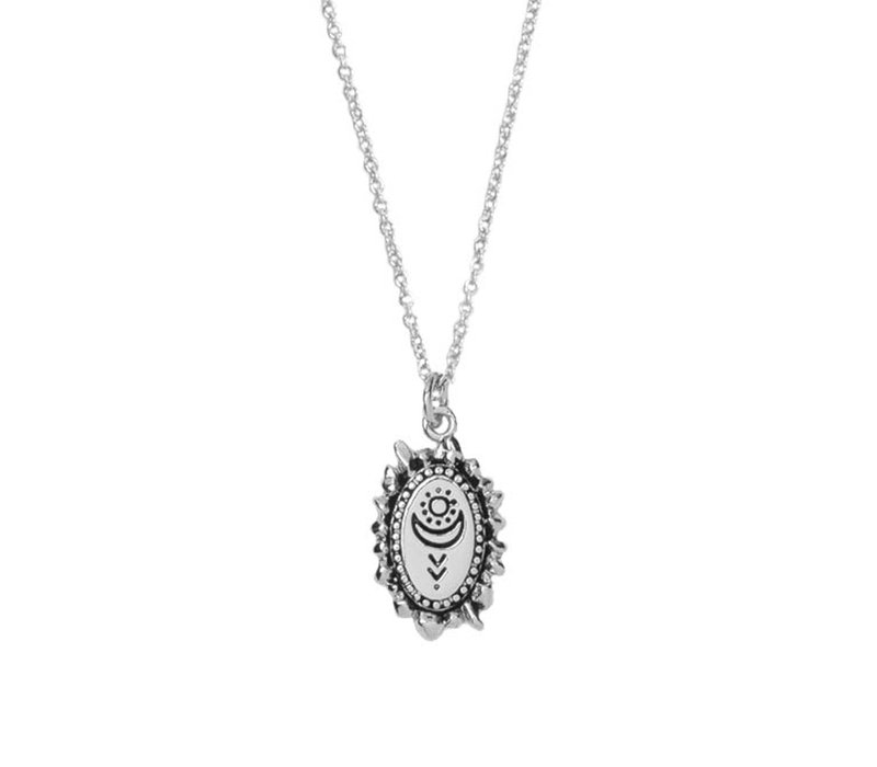 Charm Silverplated Ketting Zon Maan Ovaal