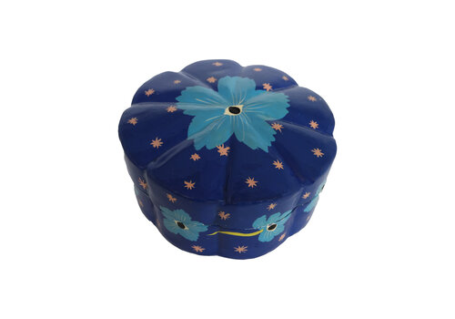 All the Luck in the World Large Round Scalloped Flower Box