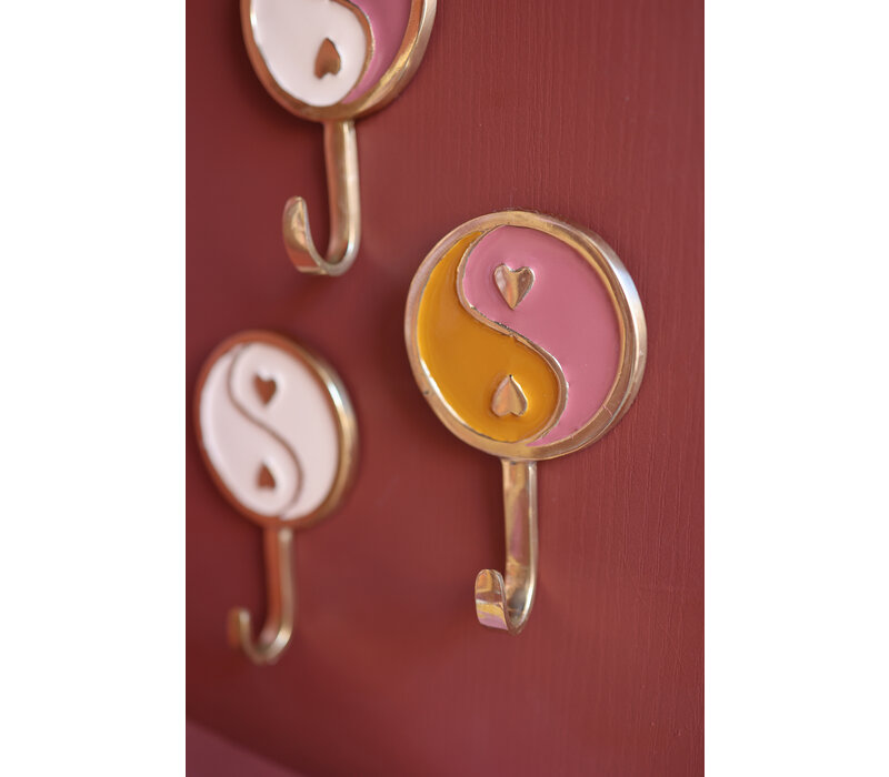 Hook Brass Yinyang Orange Pink