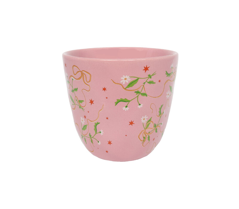 Cup Letter W