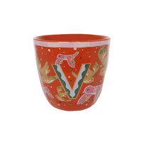 Cup Letter V