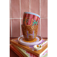 Cup Letter U