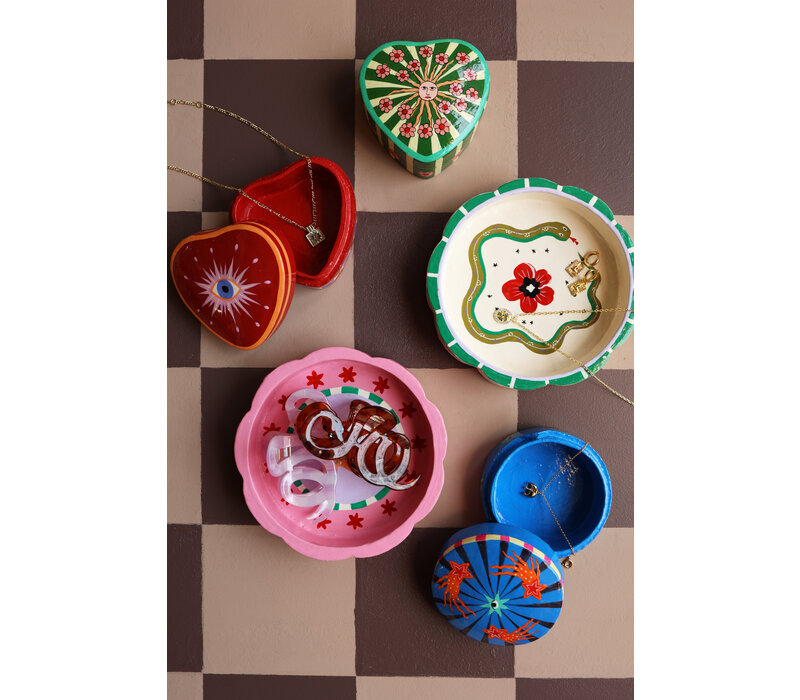 Heartshaped Box with Stripes and Flowers