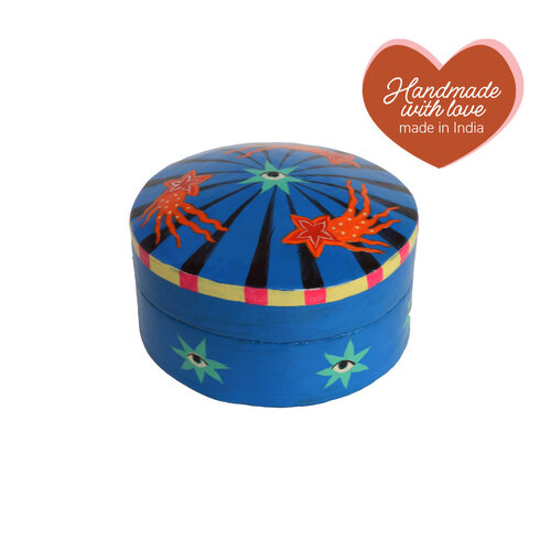Round Box with Star Eyes 