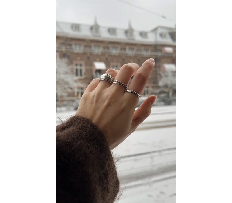 Small Bar Hearts Ring Silverplated
