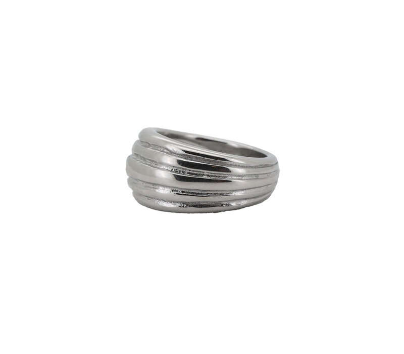 Large Horizontal Striped Ring Silverplated