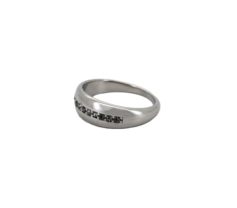 Round Basic With Zirconia Ring Silverplated