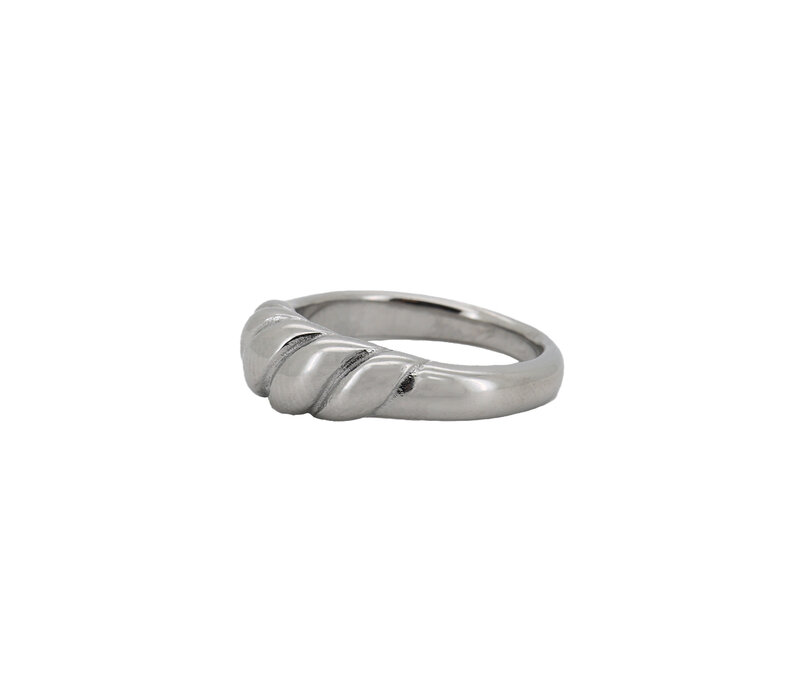 Medium Plain Croissant Ring Silverplated
