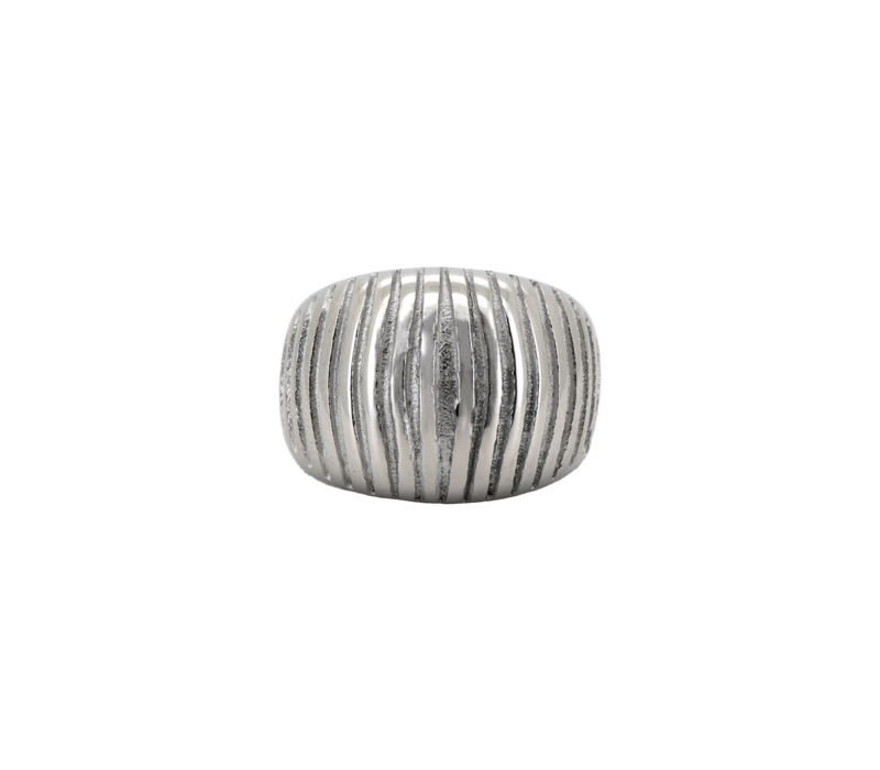 Large Vertical Striped Ring Silverplated