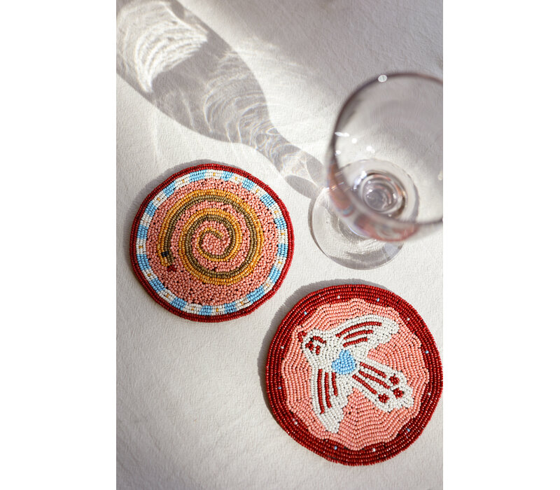 Coaster White Swallow