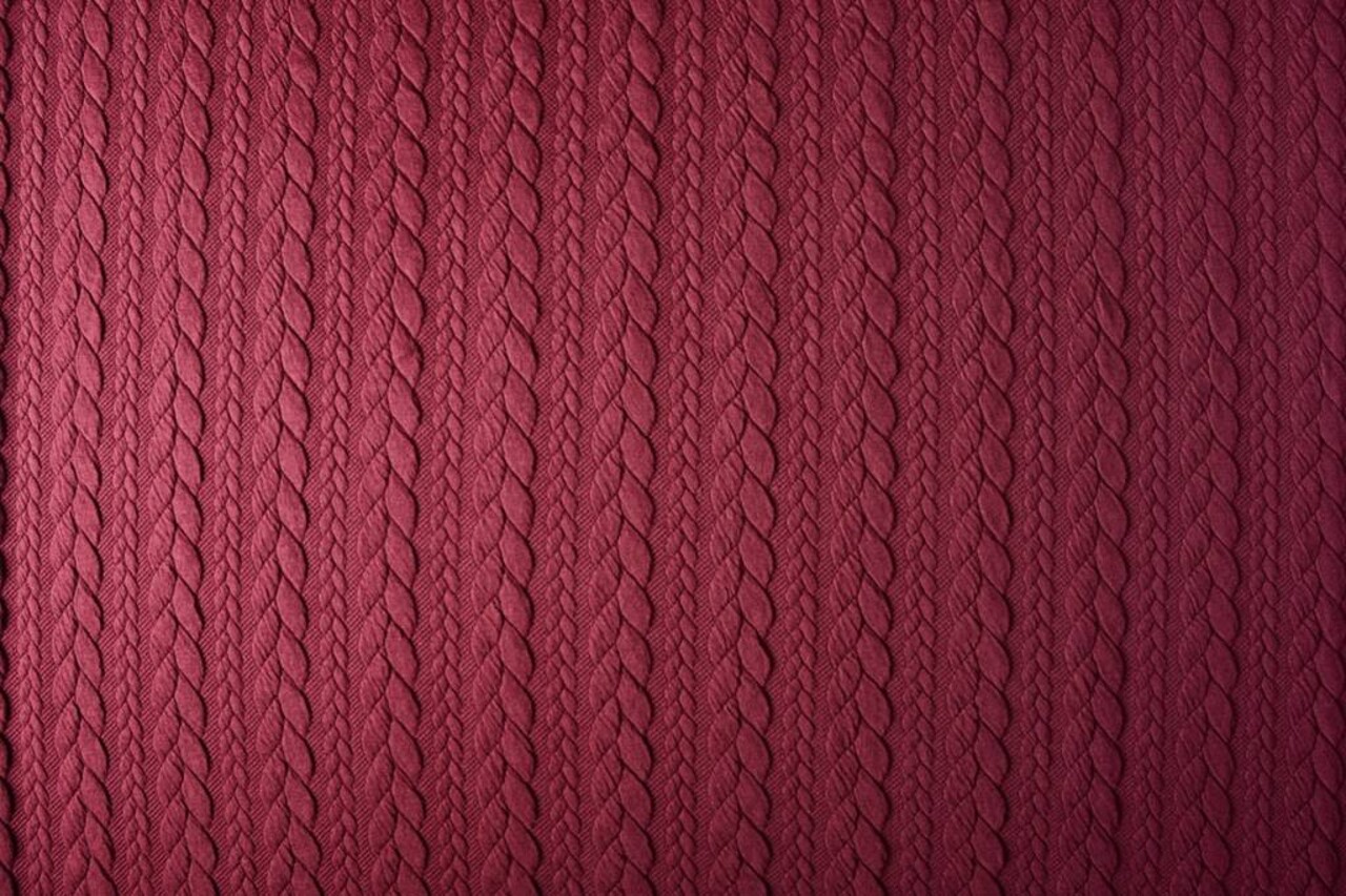 Knitted Cable fabric tricot Bordeaux
