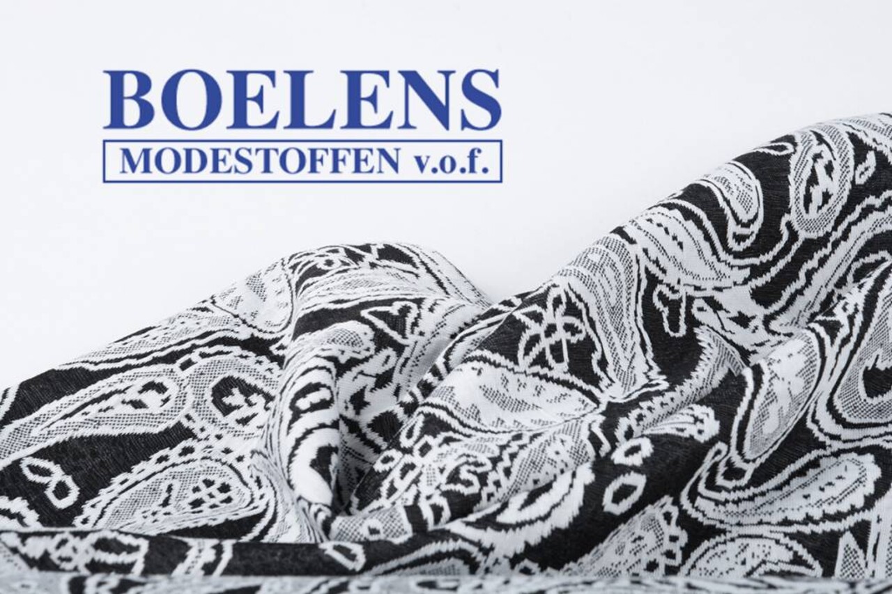 Jacquard Tricoté Oriental Noir et Blanc