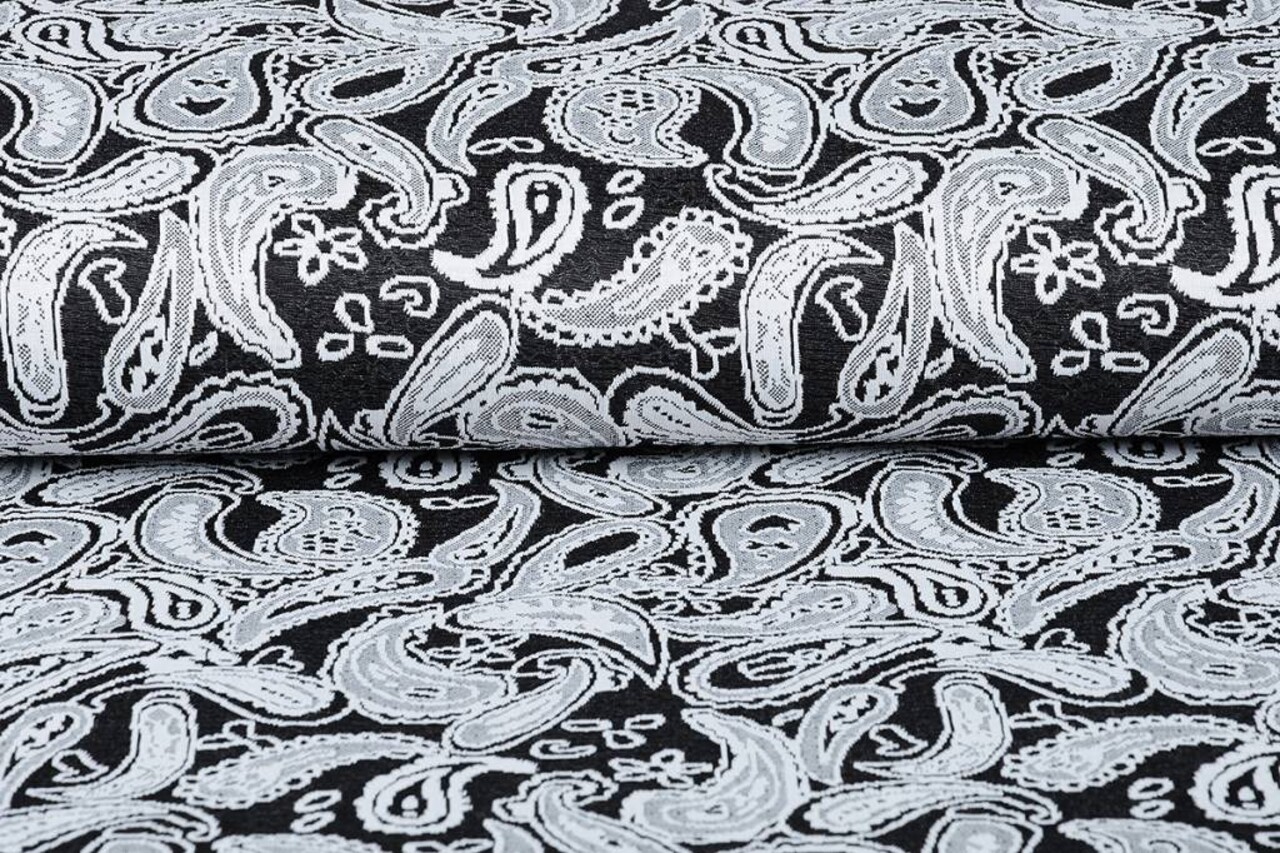 Jacquard Tricoté Oriental Noir et Blanc