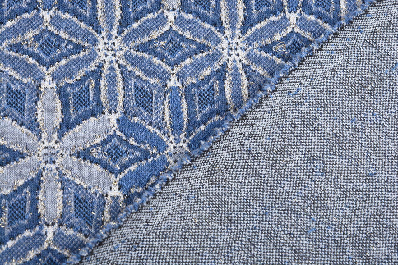 Jacquard gestrickt Lurex Blumen Blau Jacquard gestrickt Lurex Blumen Blau