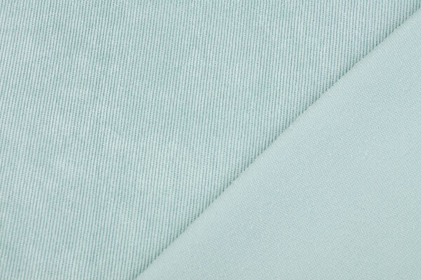 16 W Cordstoff HellBlau