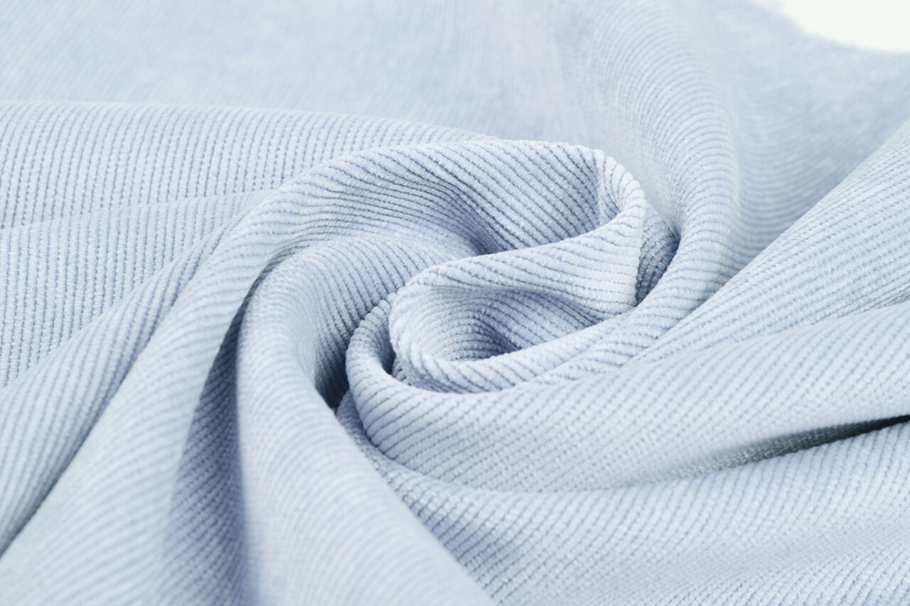 16 W Cordstoff  Baby Blau 16 W Cordstoff  Baby Blau