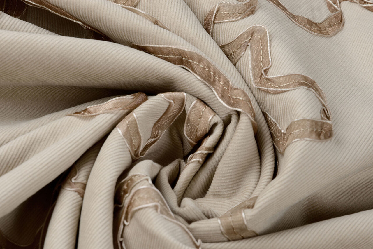 21 W 100% Katoen Corduroy Rib Lint Licht Zand