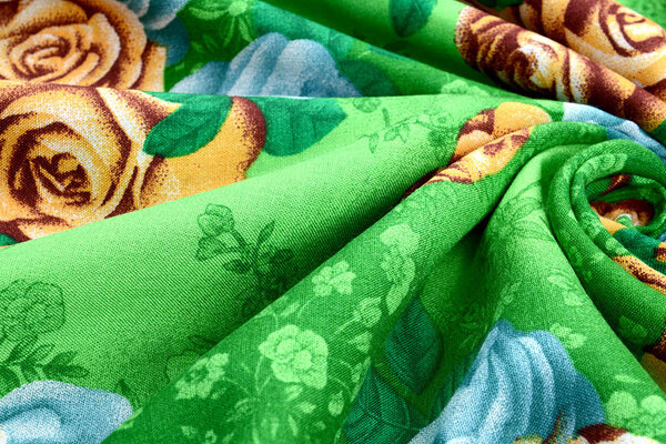 Viscose Large Roses Green