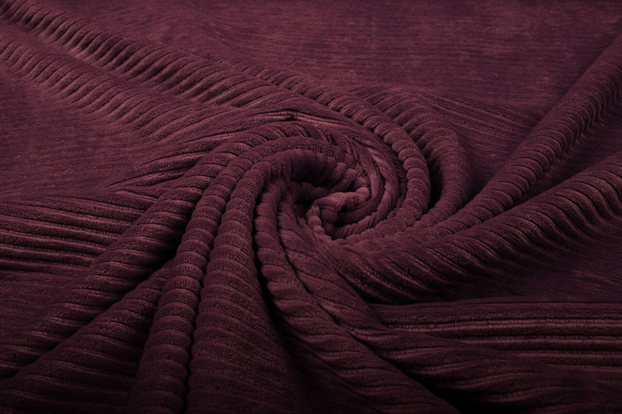 Cotone a Maglia Larga Velluto a Coste Melanzana Cotone a Maglia Larga Velluto a Coste Melanzana
