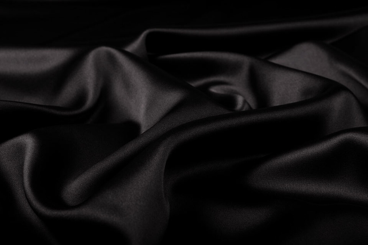 Stretch Satin Schwarz