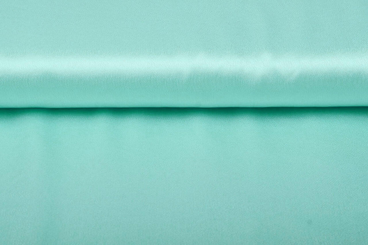 Crêpe Satin Mint Grün