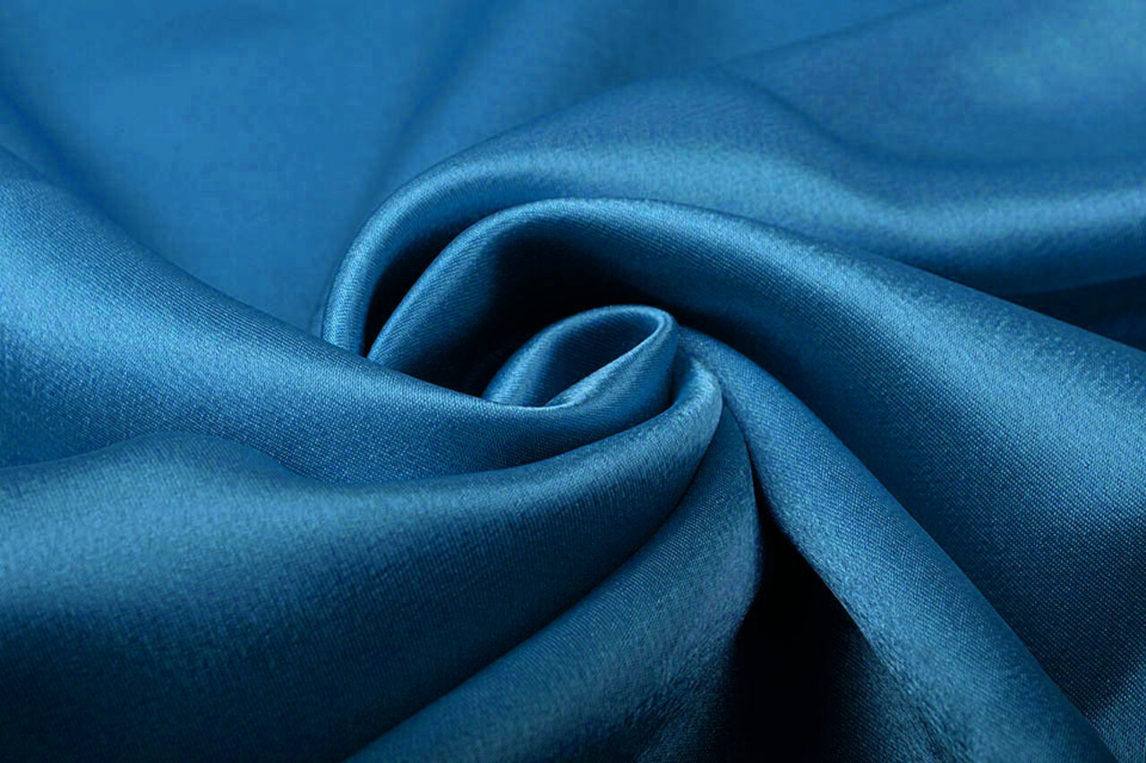 Crêpe Satin Petrol blauw