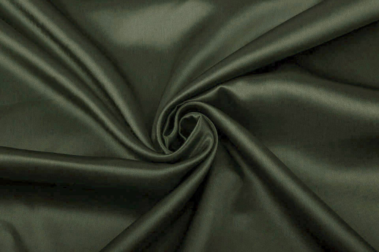 Crêpe Satin Armeegrün