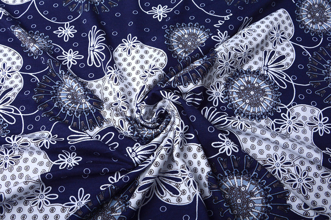 Viscose Jersey Lacquar Jacqueline Licht Jeans