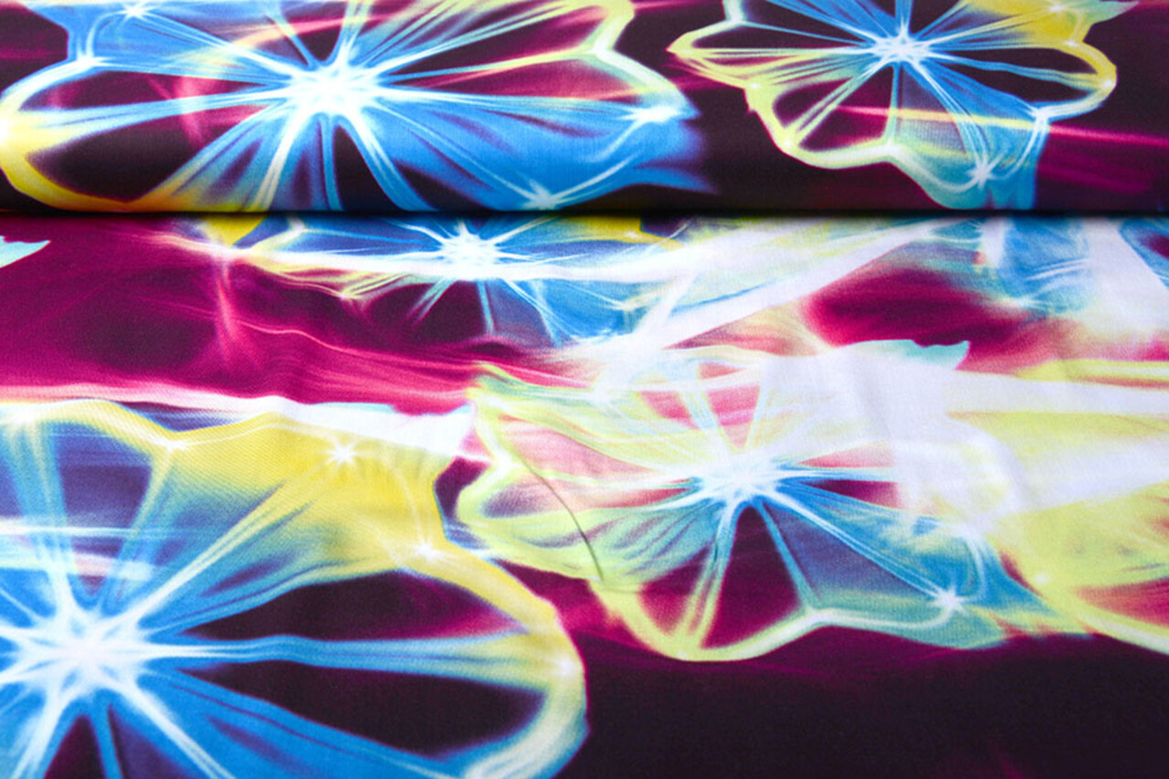 100% Viscose Digitaal Print Neon Roze Blauw 100% Viscose Digitaal Print Neon Roze Blauw