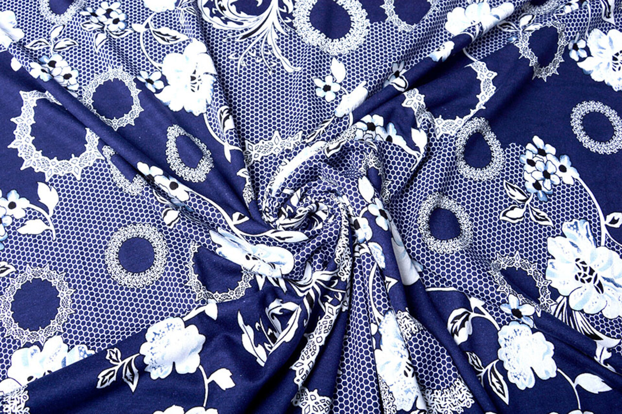 Viscose Jersey Lacquar Bunga Flower Navy Blue Viscose Jersey Lacquar Bunga Flower Navy Blue