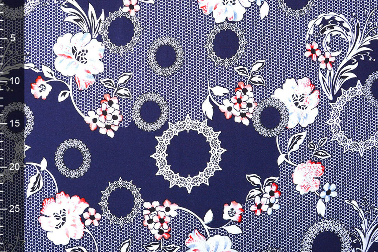 Viscose Jersey Lacquar Bunga Bloem Marine Rood Viscose Jersey Lacquar Bunga Bloem Marine Rood