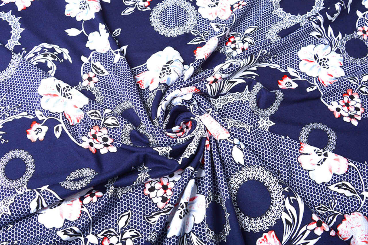 Viscose Jersey Lacquar Bunga Bloem Marine Rood Viscose Jersey Lacquar Bunga Bloem Marine Rood