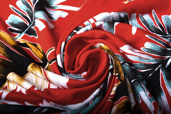 Jersey de Viscosa Lacquar Pluma Rojo