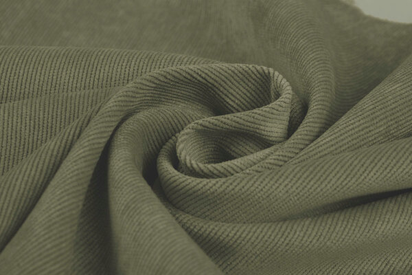 16 W Corduroy Licht Army Groen
