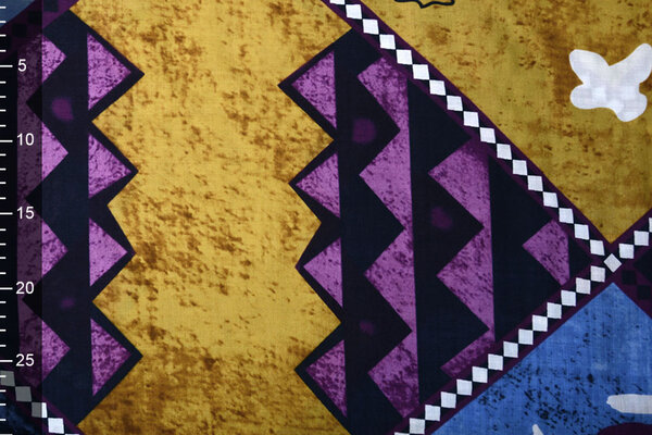 Batik Motiv Ocker Blau Lila