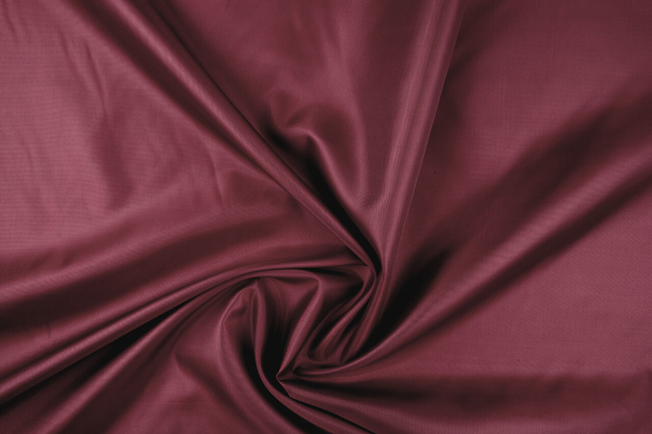 Linings Dark red