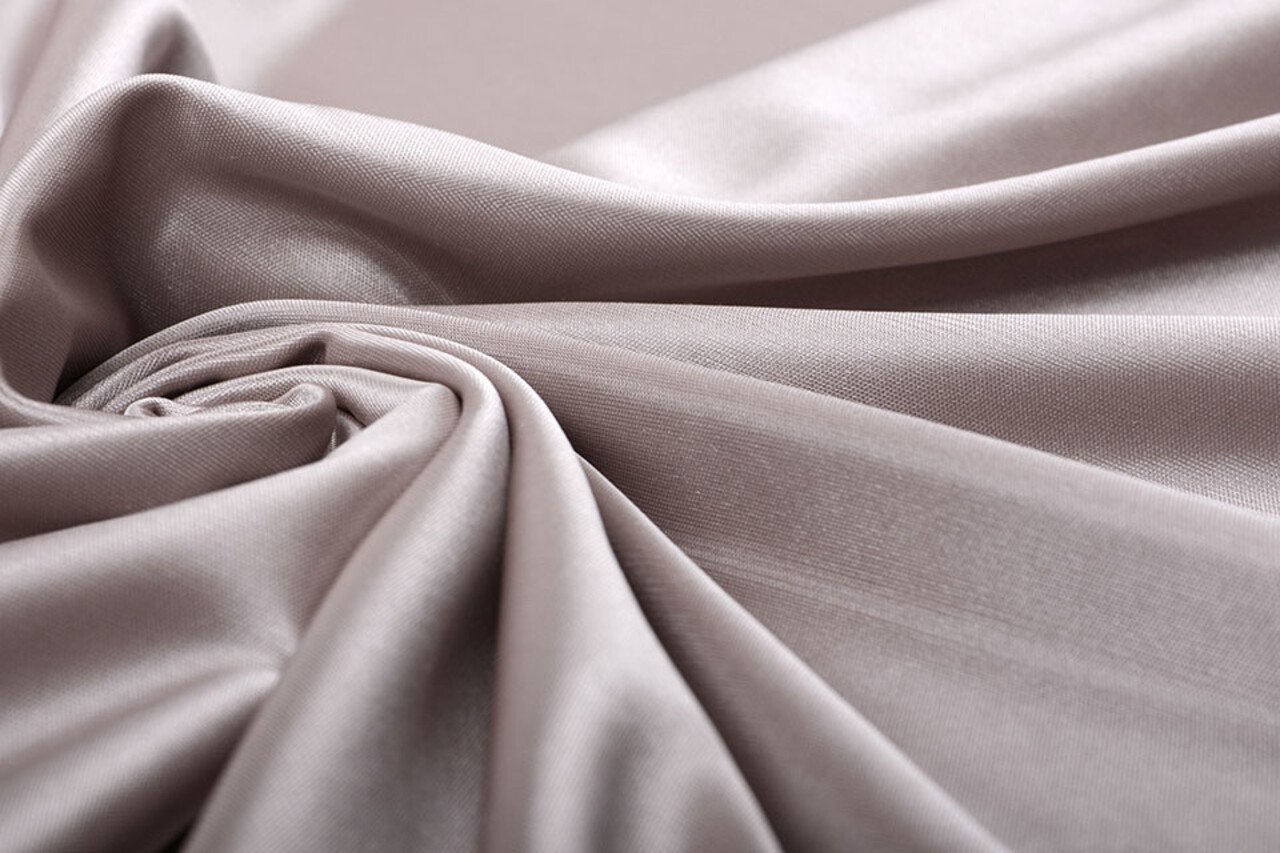 Charmeuse Voering Taupe