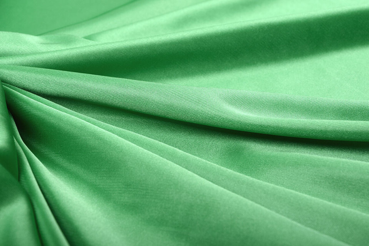 Charmeuse Futter Gras Grün