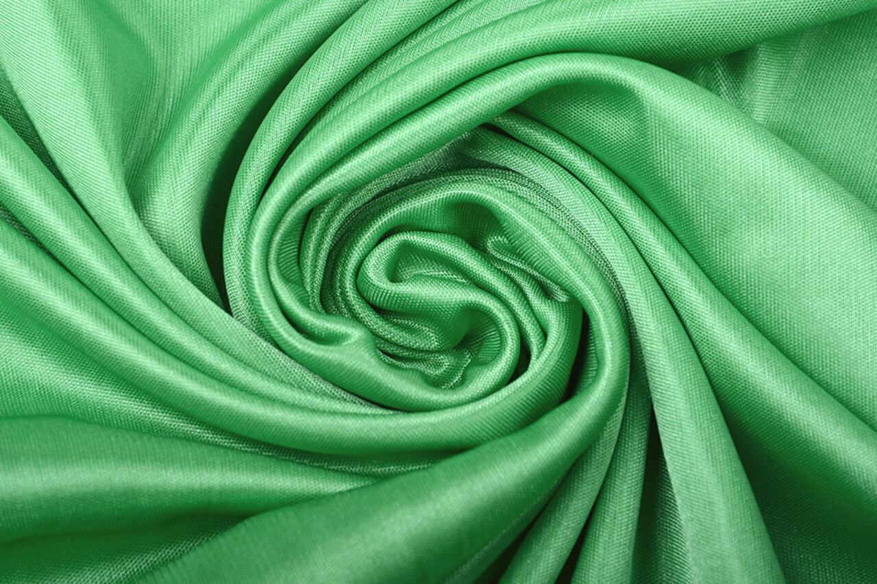 Charmeuse Futter Gras Grün