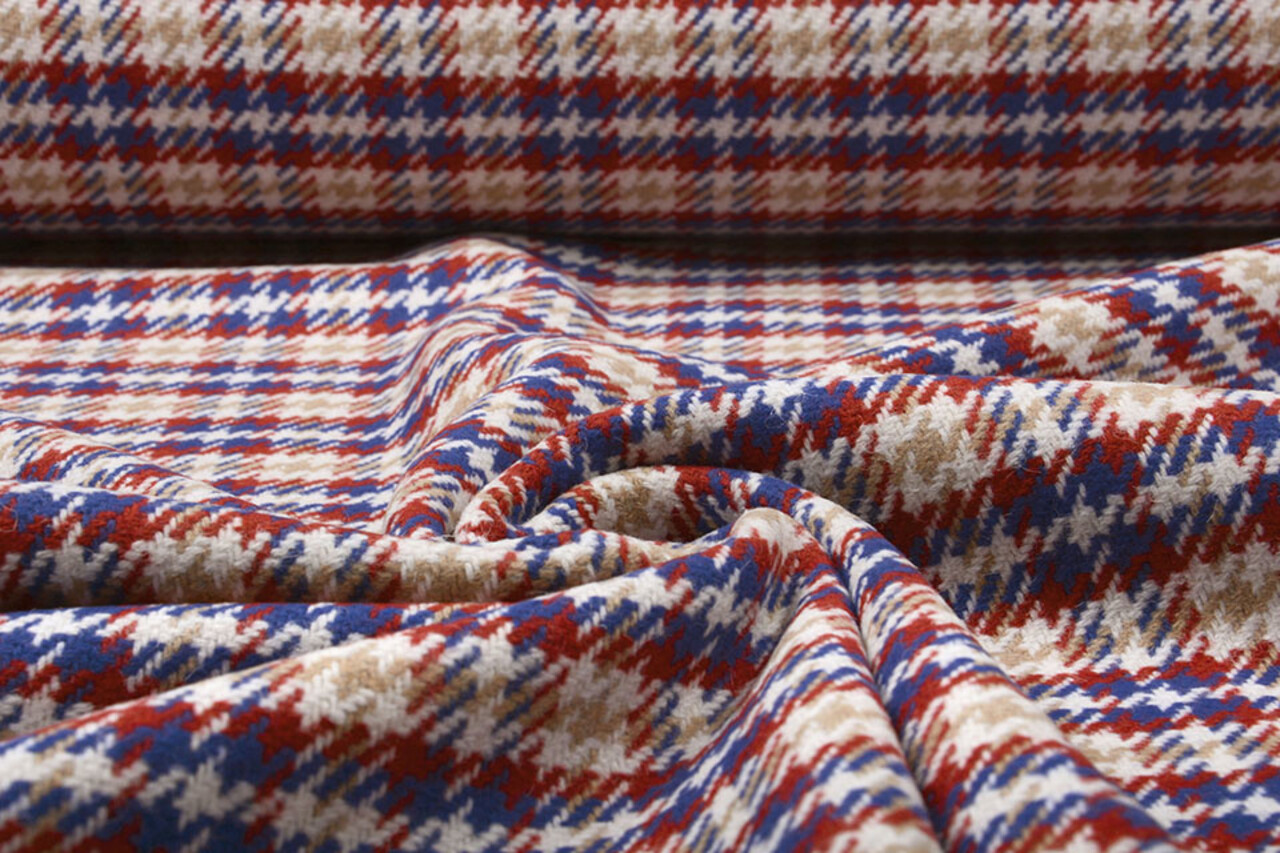 Woven Woolen Fabric Checkered Red Blue Woven Woolen Fabric Checkered Red Blue