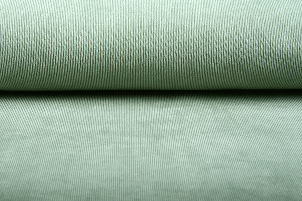 16 W Cordstoff Hell Altgrün