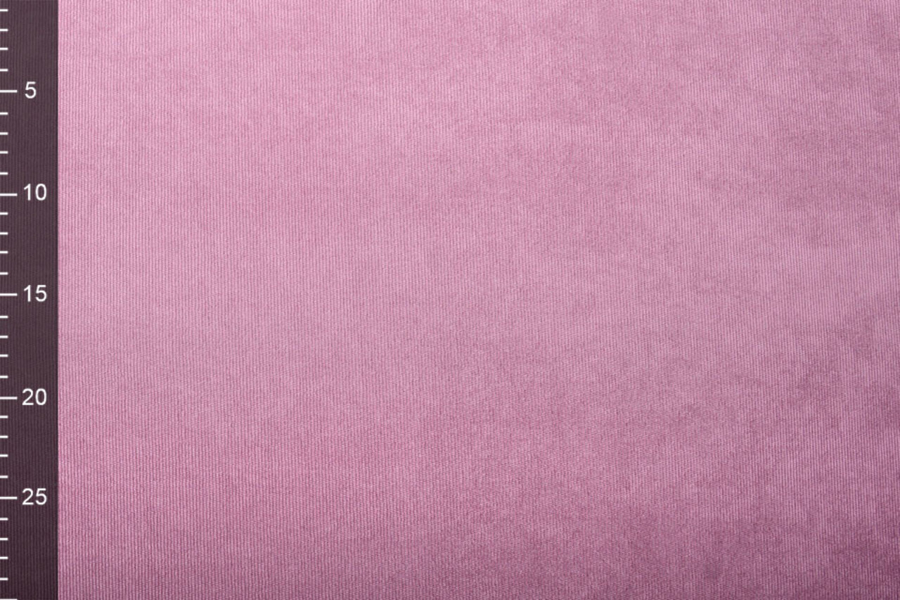 16 W Corduroy Donker Oud Roze