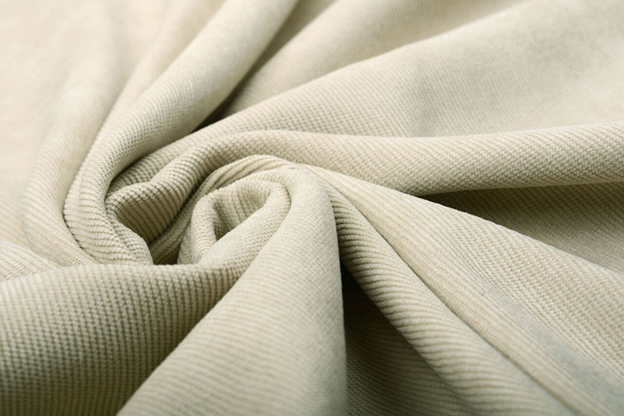 16 W Cordstoff Beige