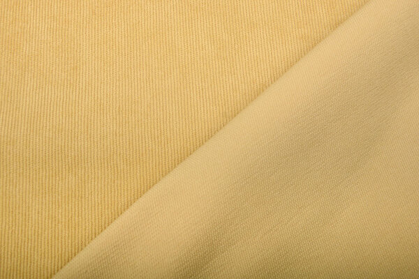 16 W Cordstoff Ockergelb 16 W Cordstoff Ockergelb