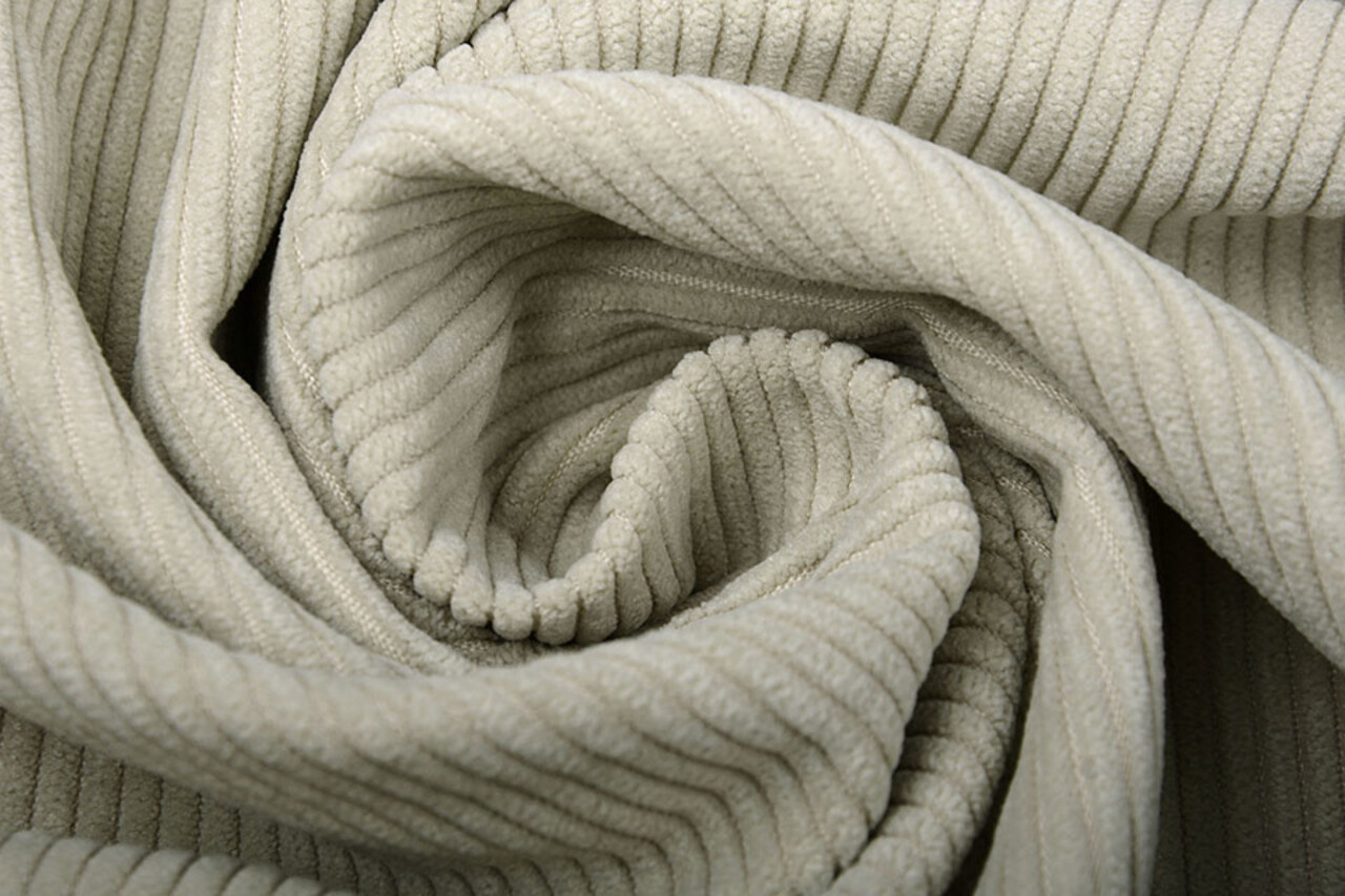 8 W Cordstoff Beige