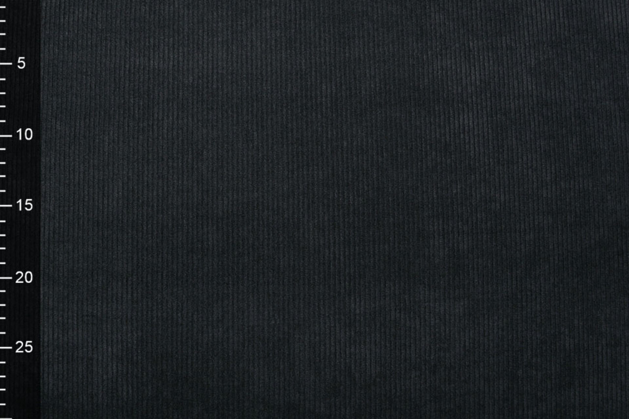 8 W Corduroy Black