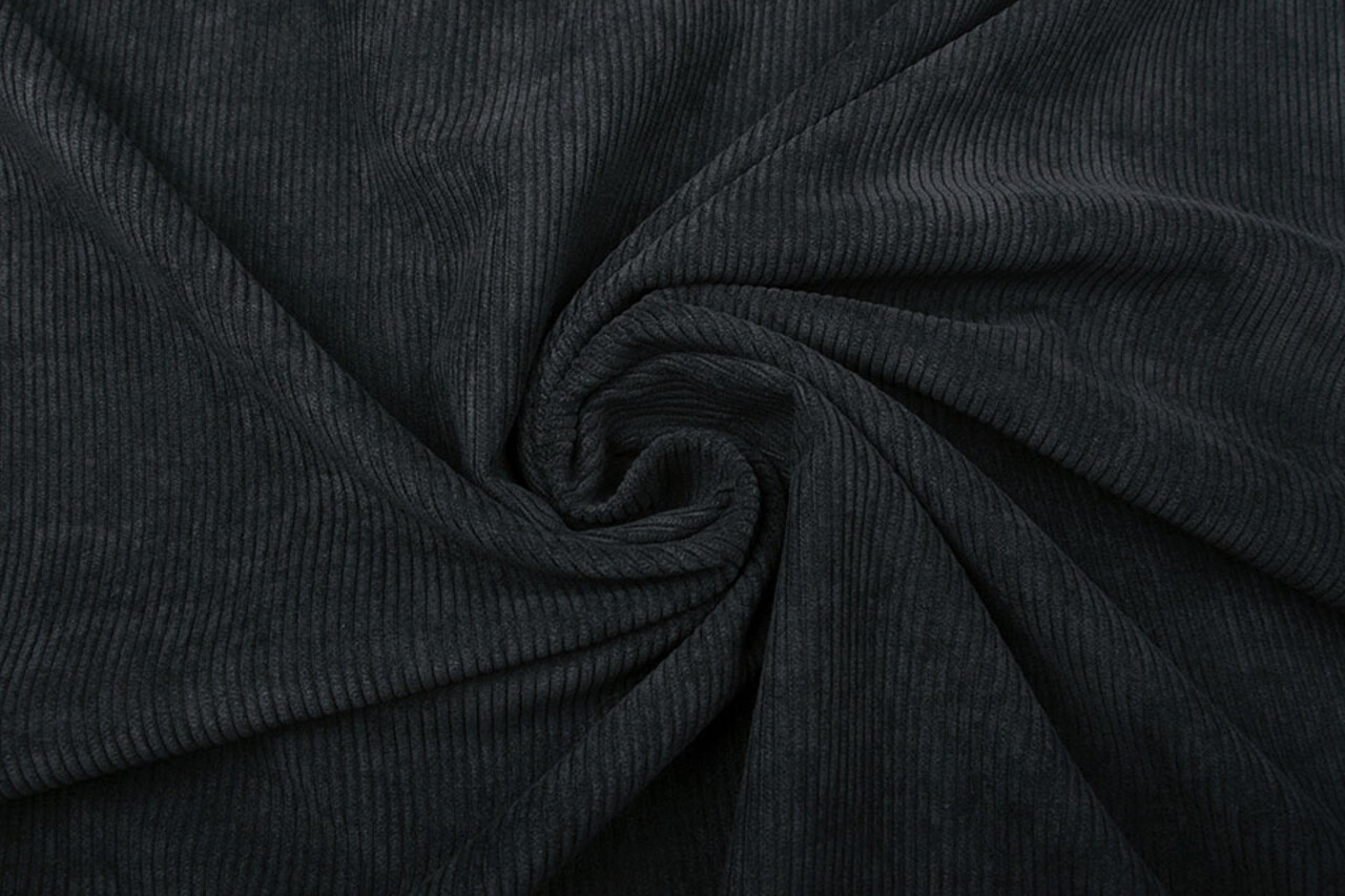 8 W Corduroy Black