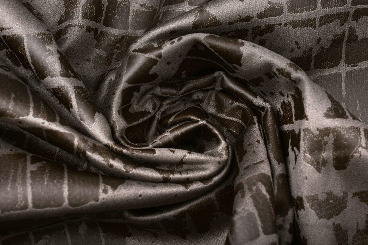 Alcantara, Wildleder, Suedine mit Lack Krokodil DunkelBraun